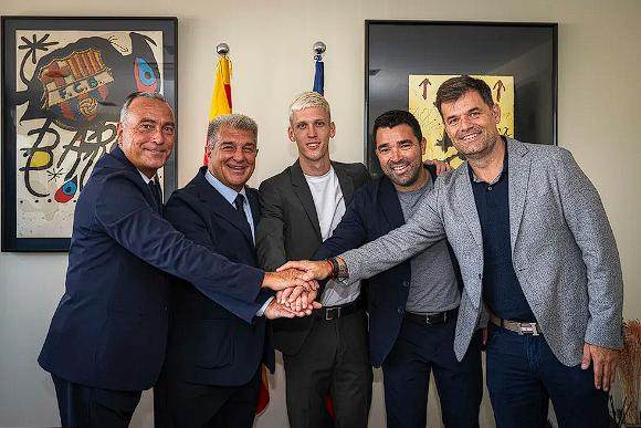 mk体育下载-奥尔莫能否出战毕尔巴鄂？只有特瓦斯说得清